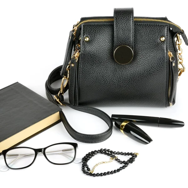 Elegante Conjunto Accesorios Para Mujer Bolso Gafas Libro Cosméticos Cuentas —  Fotos de Stock