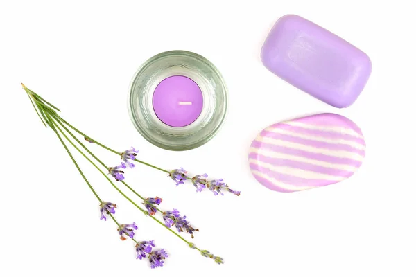 Sabun Lavender Dan Lilin Wangi Terisolasi Pada Latar Belakang Putih — Stok Foto