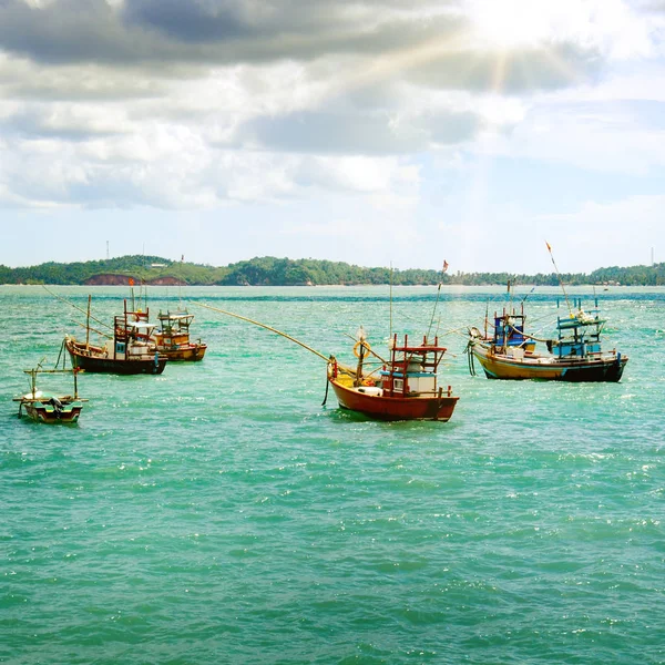 Hermoso Paisaje Marino Con Barcos Pesca Agua Sri Lanka Cielo — Foto de Stock