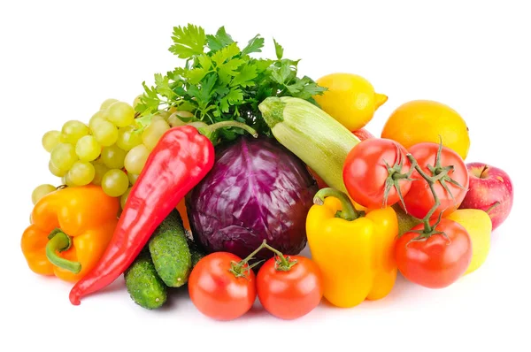 Sortiment av frukt och grönsaker isolerad på vit bakgrund — Stockfoto