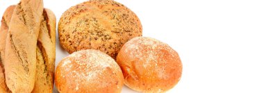 Ekmek ve pastane ürünleri beyaz arka plan üzerinde izole. Ücretsiz spa