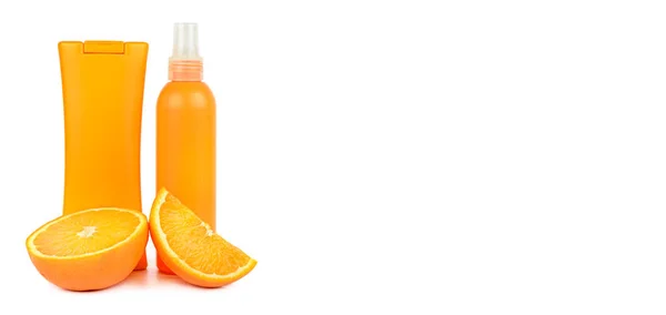 Oranssi luonnonkosmeettisia valmisteita eristetty valkoisella pohjalla. F — kuvapankkivalokuva