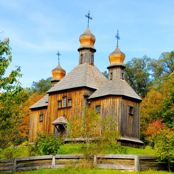 Starożytny Drewniany Cerkiew Michała Pyrohiv Pirogovo Wieś Pod Kijowem Ukraina — Zdjęcie stockowe