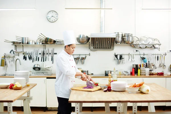 Young Chef Cutting Cabbage Table Kitchen Making Vegetable Stew — Stock Photo, Image