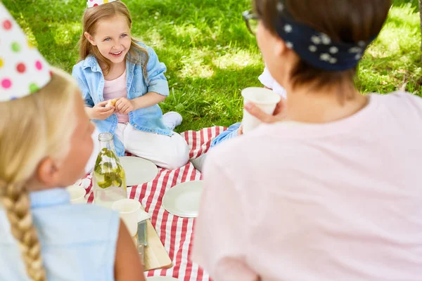 Cheerful Little Girl Piece Sandwich Talking Her Teacher Friend Picnic — Stock Photo, Image