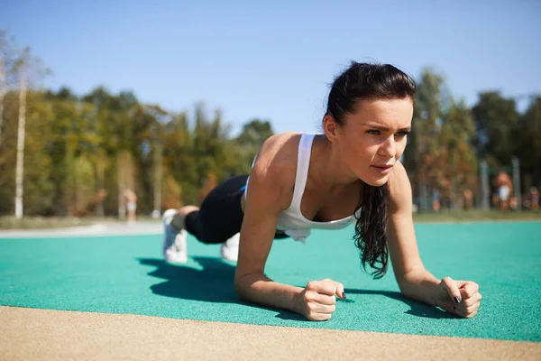 Serious Concentrated Young Lady Pony Tail Focused Exercise Doing Plank — Stock Photo, Image