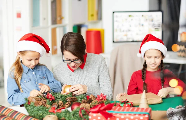 Young Woman Decorative Toy Ball Her Little Daughters Preparing Christmas — Stock Photo, Image