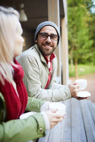 Attractive Bearded Caucasian Man Talking Beloved Smiling Cheerfully While Standing — Stock Photo, Image