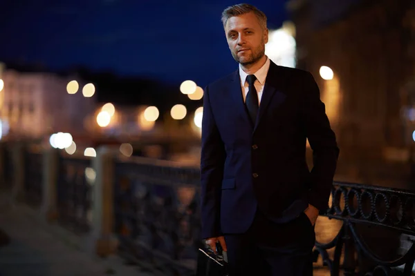 Elegant Businessman Suit Standing Riverside Night Lights Background — Stock Photo, Image