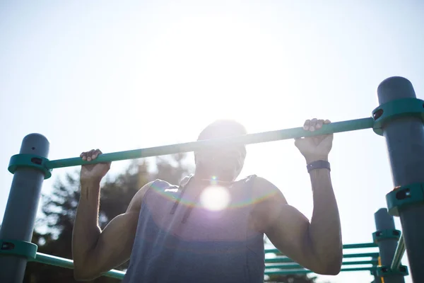 Serious Concentrated Strong Young Black Man Doing Workout Exercise Outdoors — Stock Photo, Image