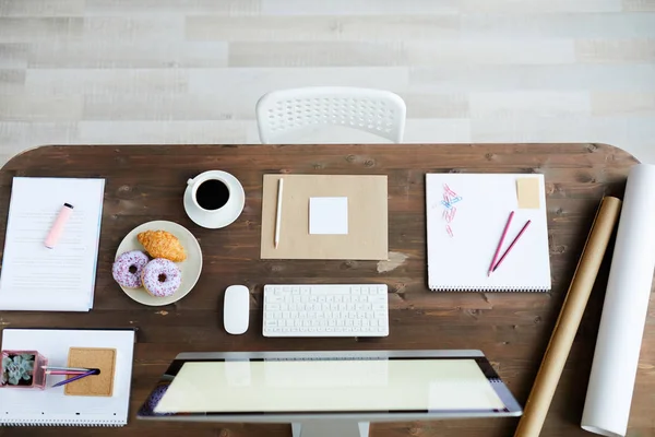 Workplace Designer Papers Stationary Snack Cup Coffee Computer Monitor — Stockfoto