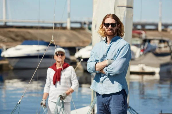 Serious Hipster Young Bearded Man Stylish Sunglasses Crossing Arms Chest — Stock Photo, Image