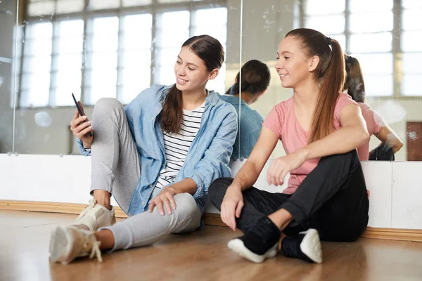 Two Friendly Active Girls Sitting Mirror Studio Dancing Watching Video — Stock Photo, Image