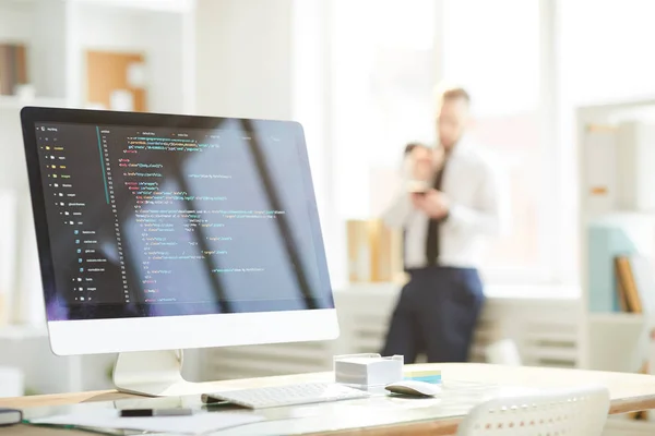 Moniteur Ordinateur Avec Données Numériques Écran Parmi Les Fournitures Bureau — Photo