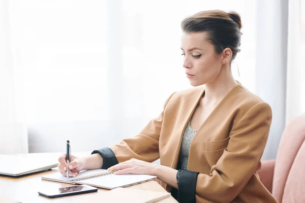 Serious Successful Female Entrepreneur Stylish Jacket Sitting Table Cafe Writing — Stock Photo, Image