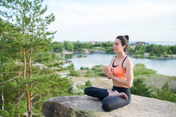 Serious Calm Young Girl Sitting Lotus Position Stone Lake Making — Stock Photo, Image