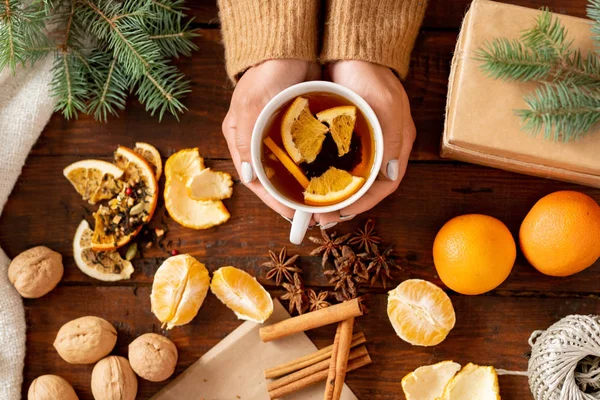 Top View Aromatic Tea Orange Slices Held Female Surrounded Fresh — Stock Photo, Image
