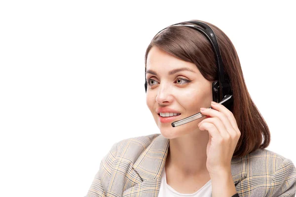 Hübsche Junge Höfliche Callcenter Managerin Die Mit Einem Kunden Spricht — Stockfoto