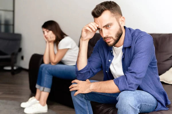 Frustrated Young Couple Being Wronged Each Other Sitting Sofa Living — Stock Photo, Image