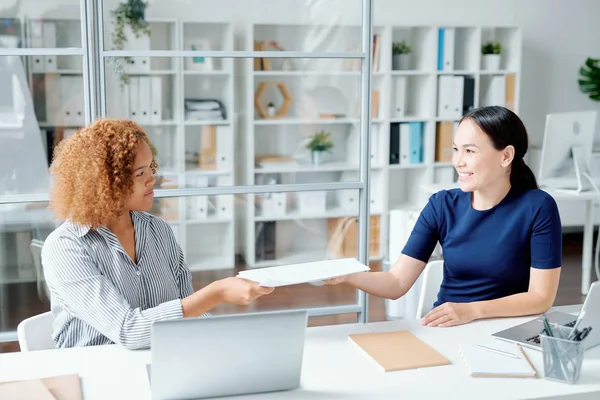 One Business Partners Passing New Financial Contract Reading Details Signing — Stock Photo, Image