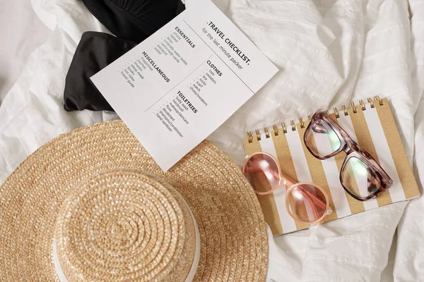 Dessus Liste Contrôle Voyage Chapeau Été Lunettes Soleil Mode Bloc — Photo