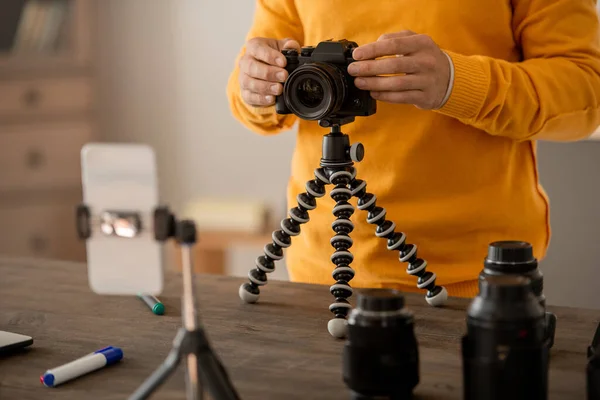 Hands Professional Stock Photographer Fixing Photocamera Tripod Front Smartphone While — Stock Photo, Image