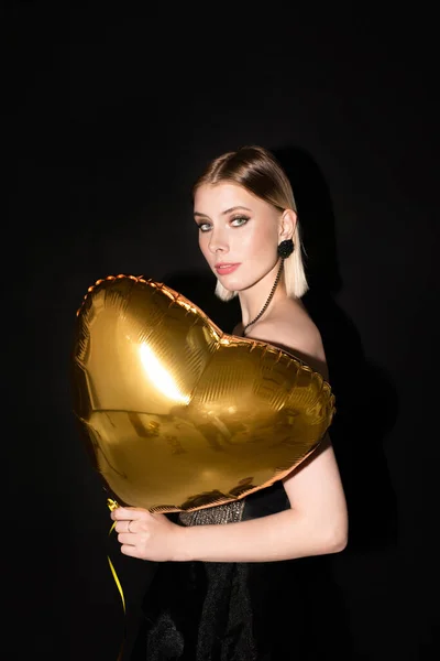 Blond Pretty Girl Holding Heart Shaped Balloon Golden Color While — Stock Photo, Image