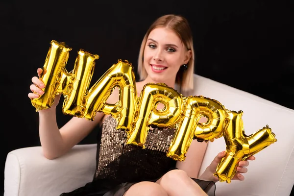 Young Cheerful Woman Toothy Smile Holding Letter Shaped Balloons While — Stock Photo, Image