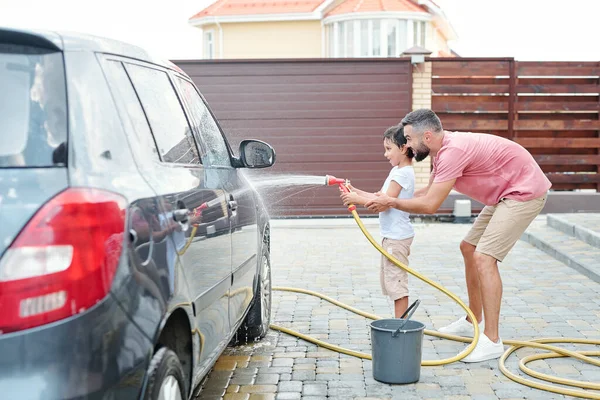 Young Adult Father His Little Son Washing Car Horizontal Side — Stock Photo, Image