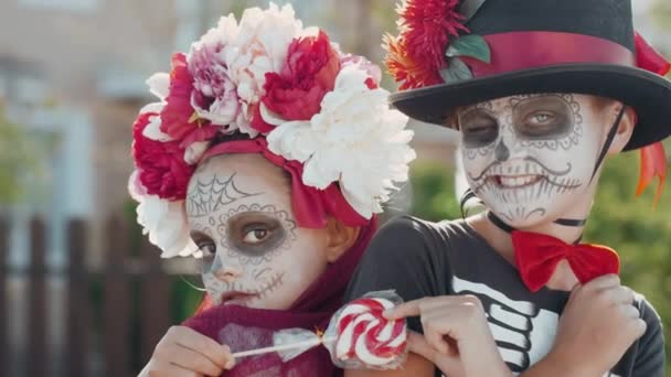 Handheld Portrait Shot Boy Girl Beautiful Halloween Costumes Makeup Faces — Stock Video