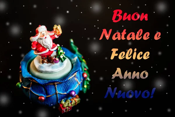 Симпатичный Игрушечный Санта Клаус Черном Фоне Снежинками Цветной Надписью Buon — стоковое фото