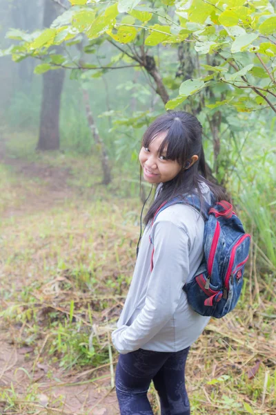 Asia Tiener Meisje Rugzak Achter Gaan Wandelen Klimmen Natuur Mountain — Stockfoto