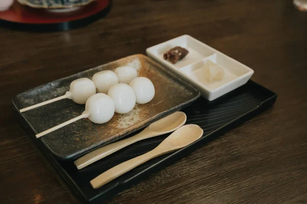 Dango Japanese sweet dessert. — Stock Photo, Image