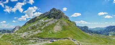 Dağ geçidi Sedlo. Durmitor. Karadağ. Prevoj Sedlo