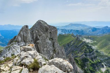 Durmitor Milli Parkı. Bobotov Kuk üzerinde tırmanma