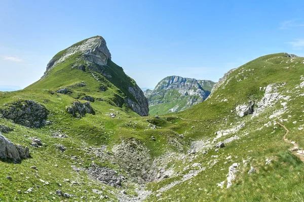 Durmitor Milli Parkı. Bobotov Kuk üzerinde tırmanma