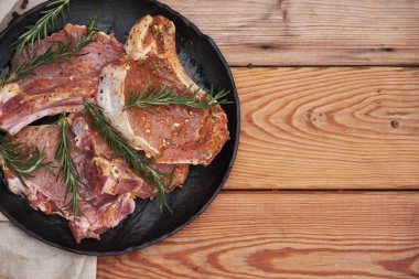 Hazırlık barbekü et kavurma için