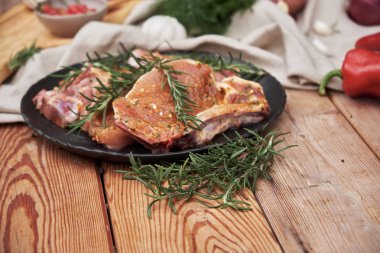 Hazırlık barbekü et kavurma için