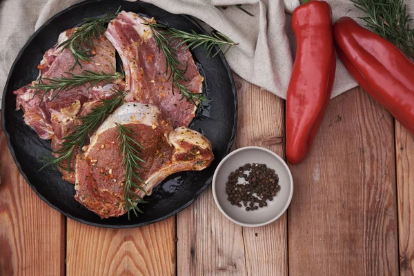 Hazırlık barbekü et kavurma için