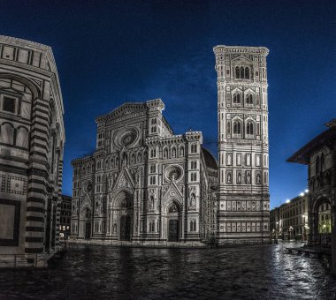 Gece Duomo di Firenze Katedrali 'nde St. Jo Vaftizhanesi' nde.