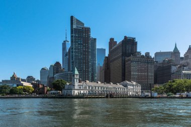 Manhattan, New York City, Amerika Birleşik Devletleri - 30 Haziran 2018: Hudson River Battery Park A iskelede görünümünü