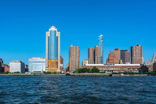 Manhattan skyline vom hudson river, nyc — Stockfoto