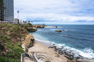 La Jolla Koyu boyunca kıyı manzarası, San Diego, California