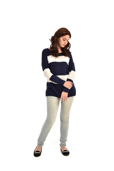 Full Length Portrait Girl Wearing Striped Blue White Jumper Jeans — Stock Photo, Image