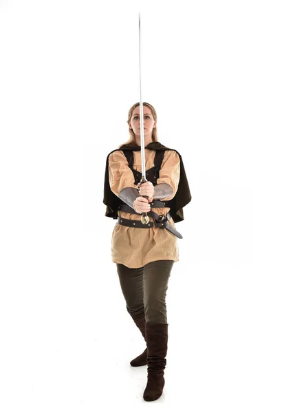 Retrato Comprimento Total Menina Loira Vestindo Trajes Guerreiro Medieval Marrom — Fotografia de Stock