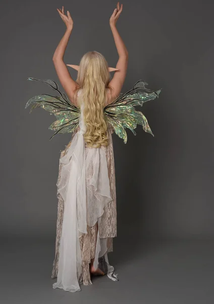 Retrato Comprimento Total Loiro Vestindo Traje Fada Posar Com Volta — Fotografia de Stock