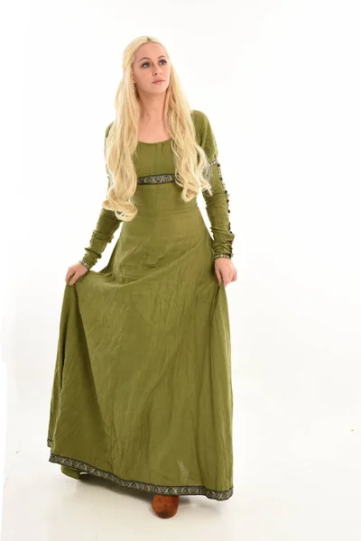 Celé Délce Portrét Blond Dívka Která Nosí Dlouhé Zelené Středověké — Stock fotografie