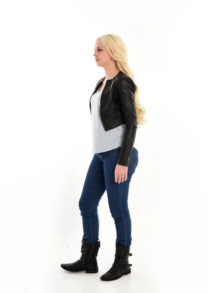 Full Length Portrait Blonde Girl Wearing Leather Jacket Jeans Standing — Stock Photo, Image