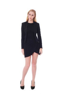 Tam boy siyah elbise giyen bir çekici profesyonel kadın portresi. beyaz bir arka plan üzerinde izole.