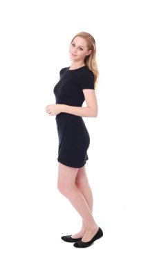 Tam boy siyah elbise giyen bir çekici profesyonel kadın portresi. beyaz bir arka plan üzerinde izole.